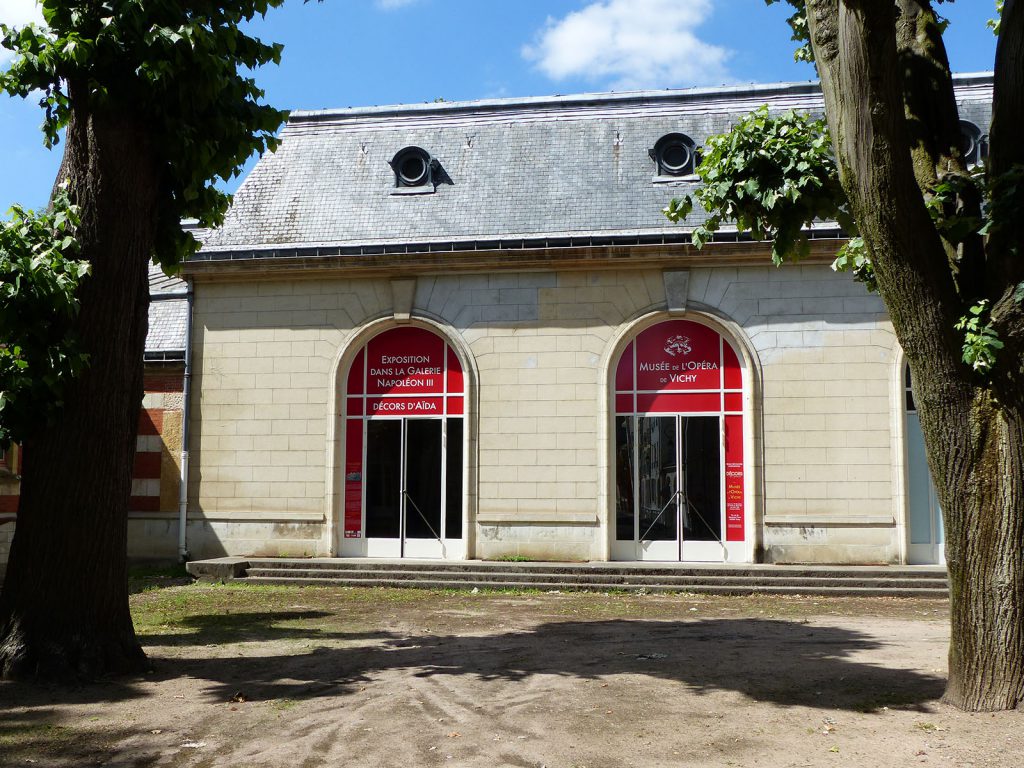 Exposition 2016 Décors d'Aïda dans la Galerie Napoléon III - image 2